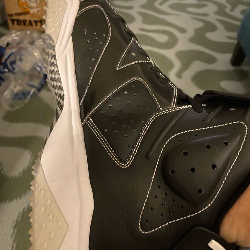 Custom Gio Gonzalez Jordan Shoes